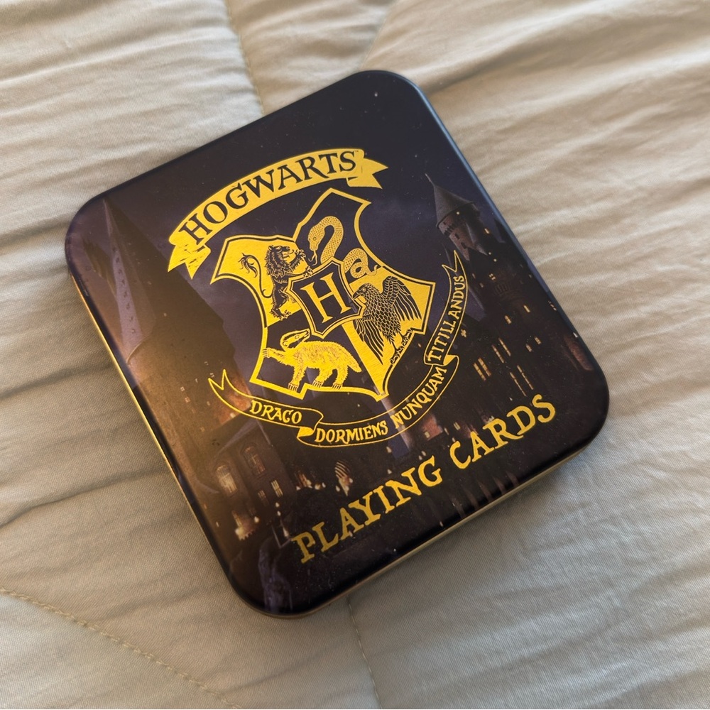 Harry Potter Hogwarts Playing Cards with Tin Case